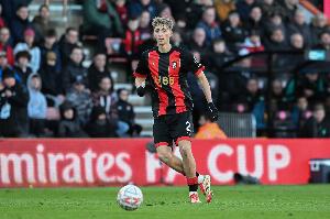 开云体育-马卡：怀森迎20岁生日，他将在未来十年成为西班牙防线的中坚力量